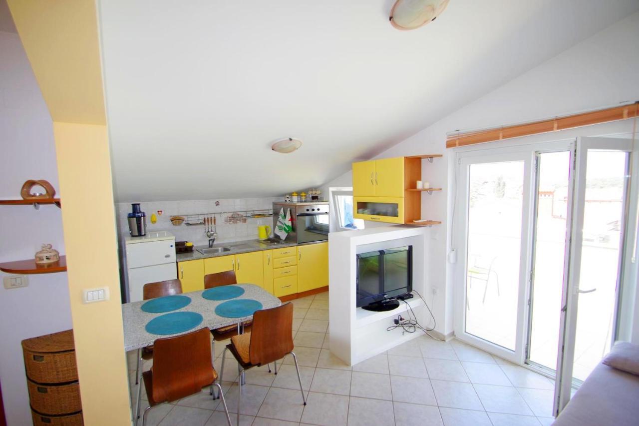 Holiday Apartment Sky, Медулин Екстер'єр фото